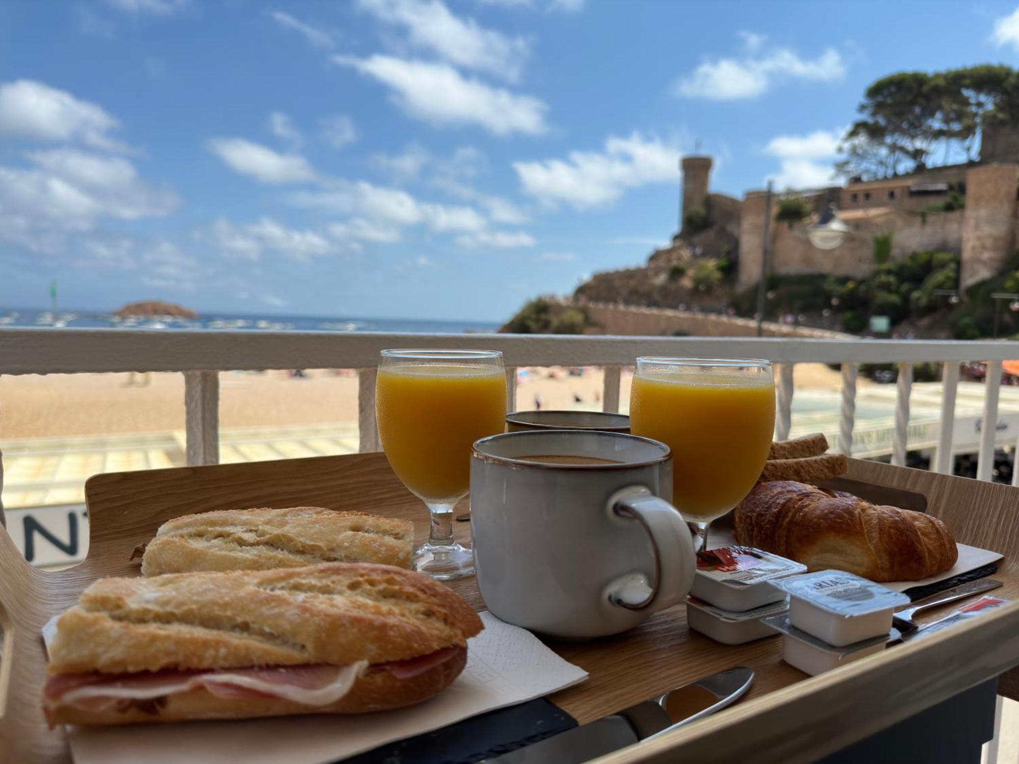 Hostal Del Mar Tossa de Mar Ngoại thất bức ảnh