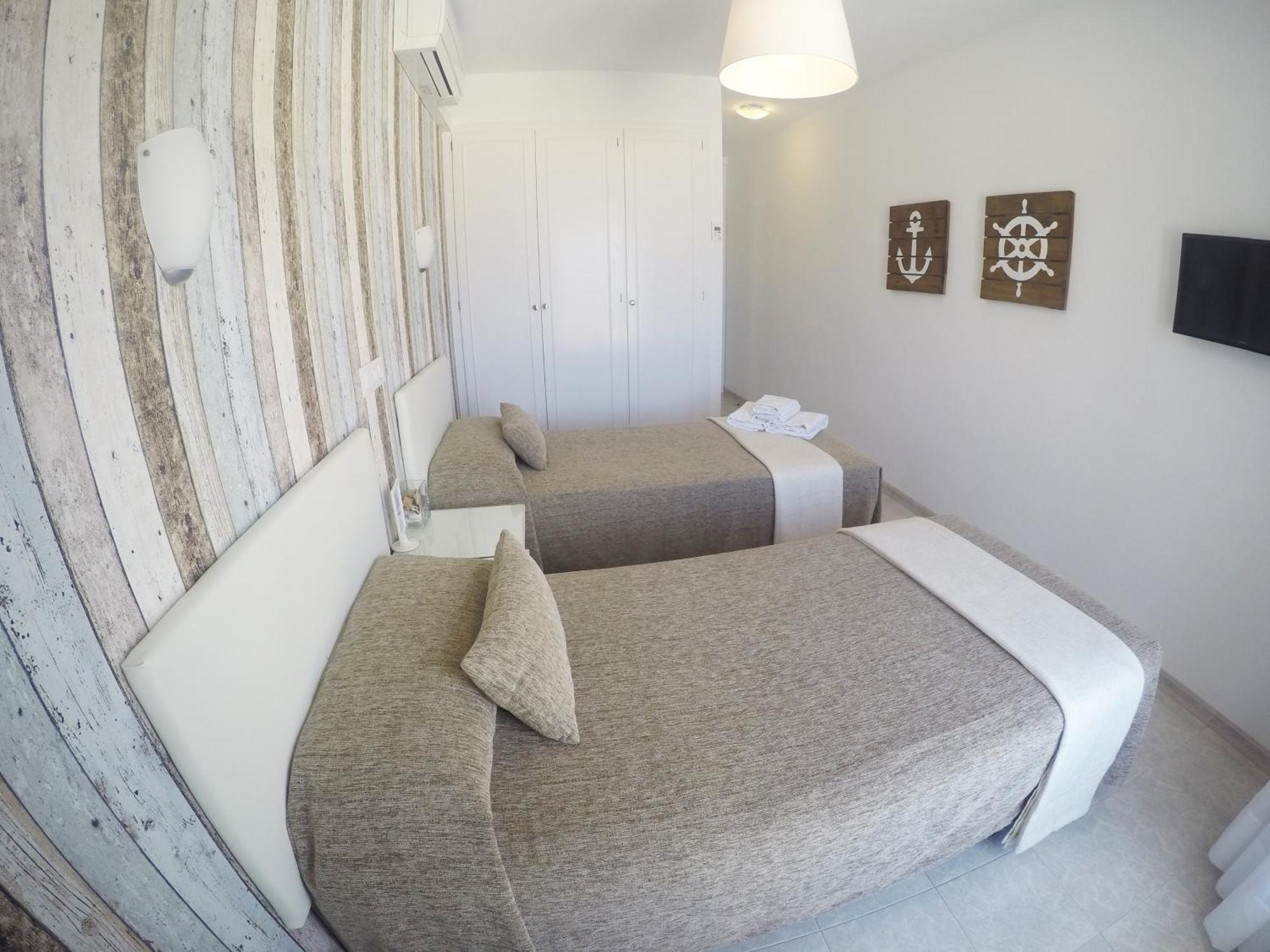 Hostal Del Mar Tossa de Mar Phòng bức ảnh