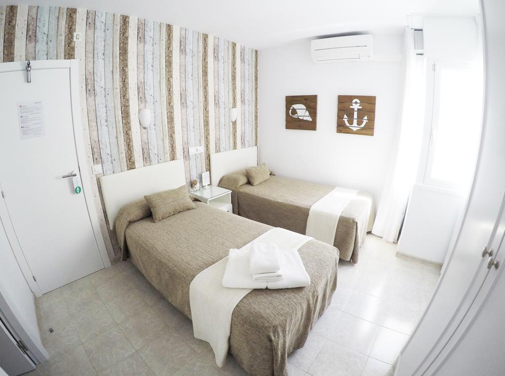 Hostal Del Mar Tossa de Mar Ngoại thất bức ảnh