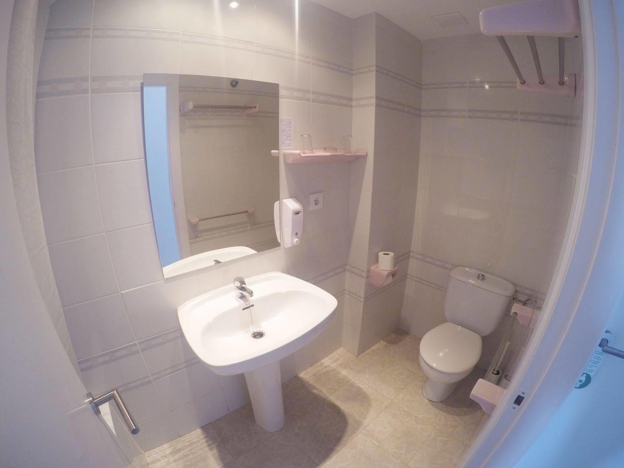 Hostal Del Mar Tossa de Mar Ngoại thất bức ảnh