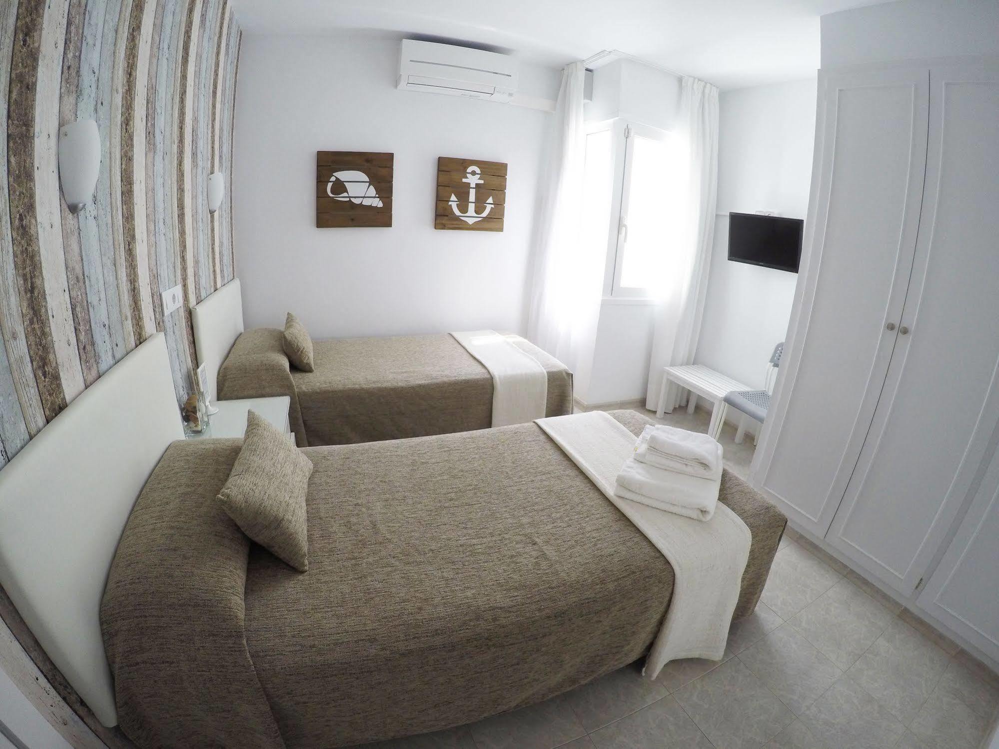 Hostal Del Mar Tossa de Mar Ngoại thất bức ảnh