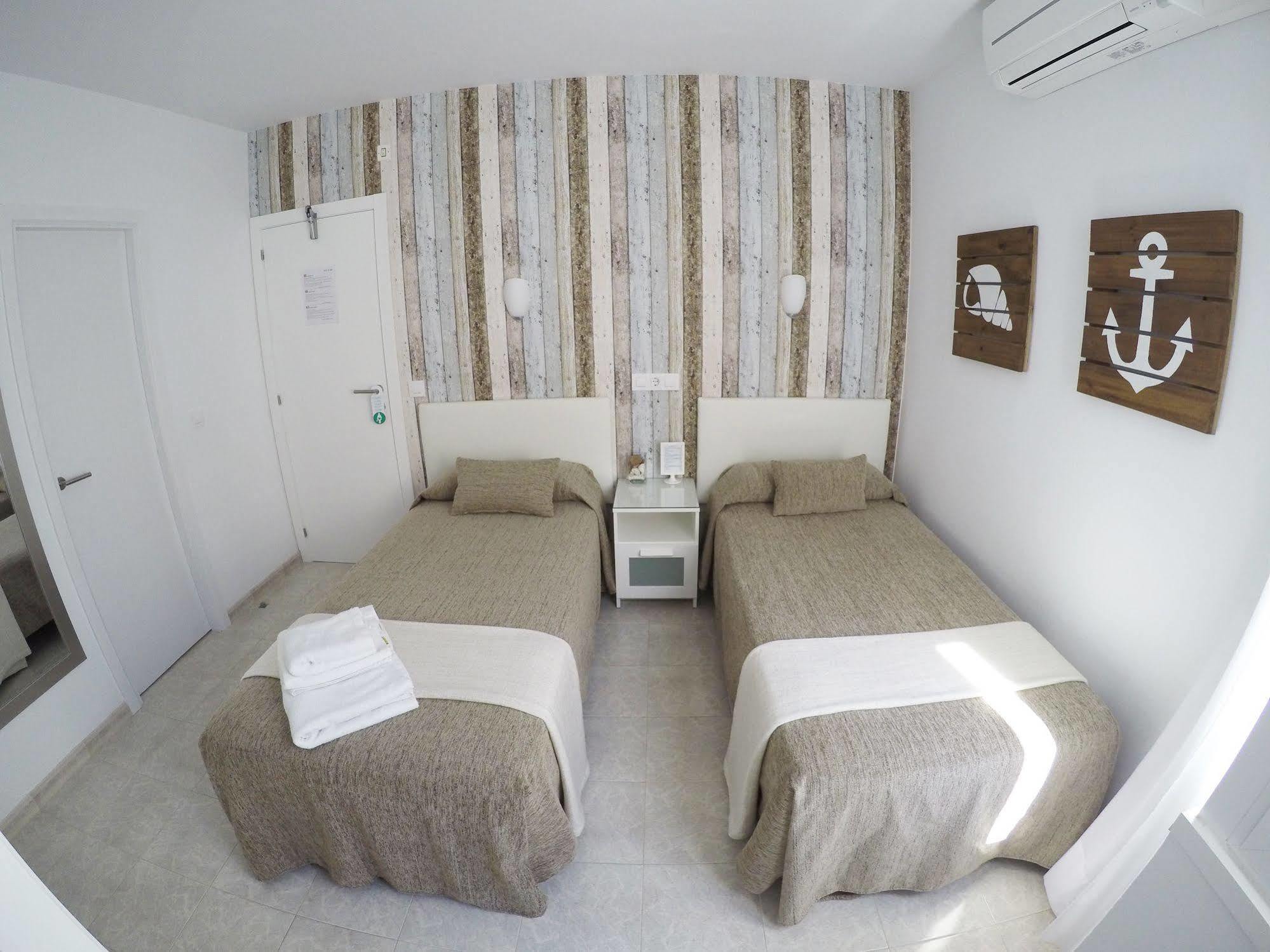 Hostal Del Mar Tossa de Mar Ngoại thất bức ảnh