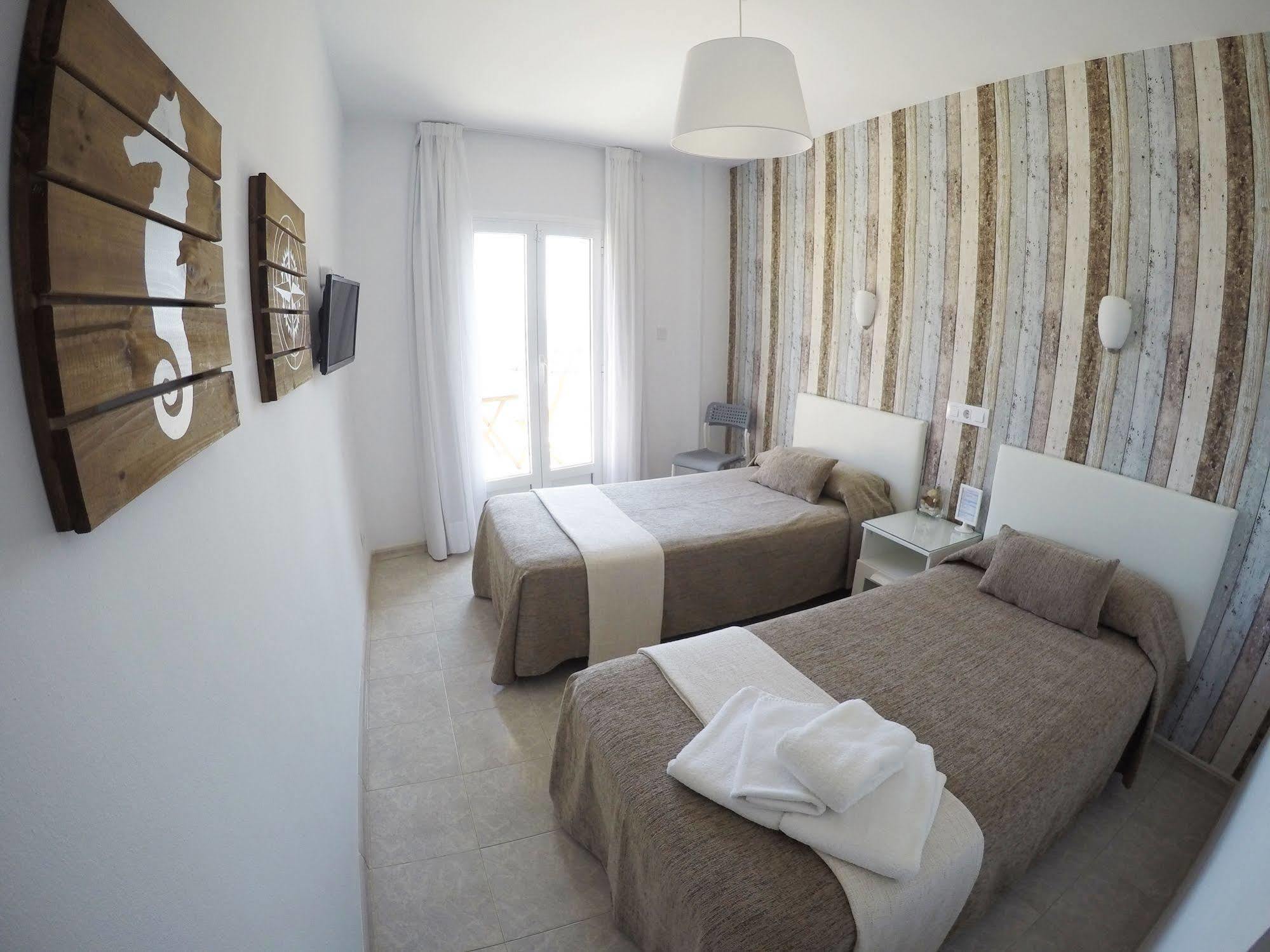 Hostal Del Mar Tossa de Mar Ngoại thất bức ảnh