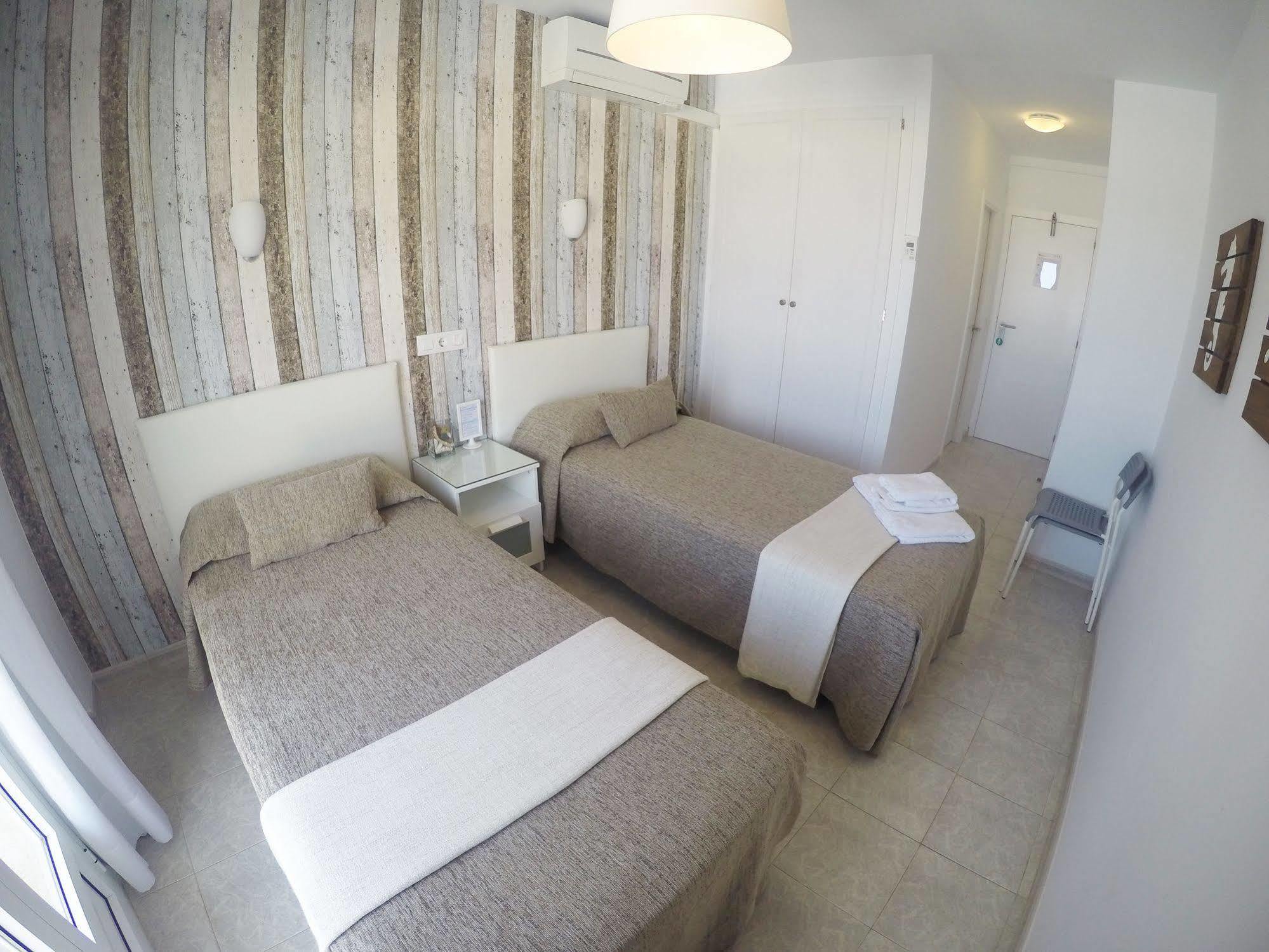 Hostal Del Mar Tossa de Mar Ngoại thất bức ảnh