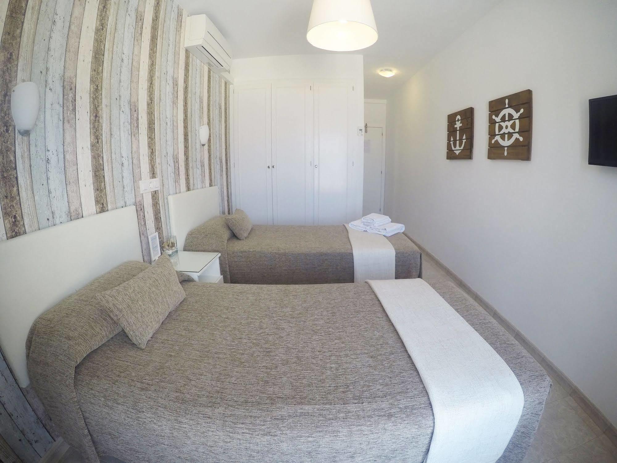 Hostal Del Mar Tossa de Mar Ngoại thất bức ảnh