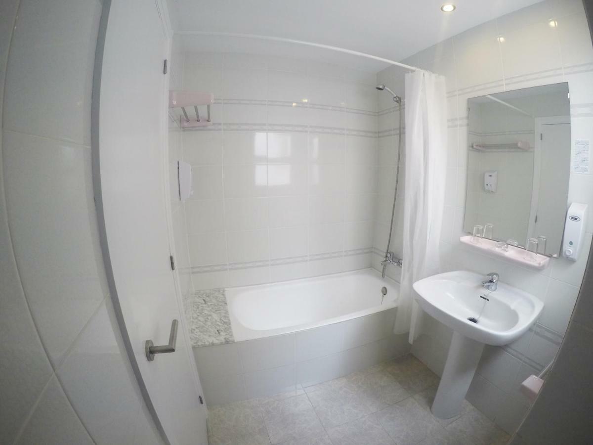 Hostal Del Mar Tossa de Mar Ngoại thất bức ảnh